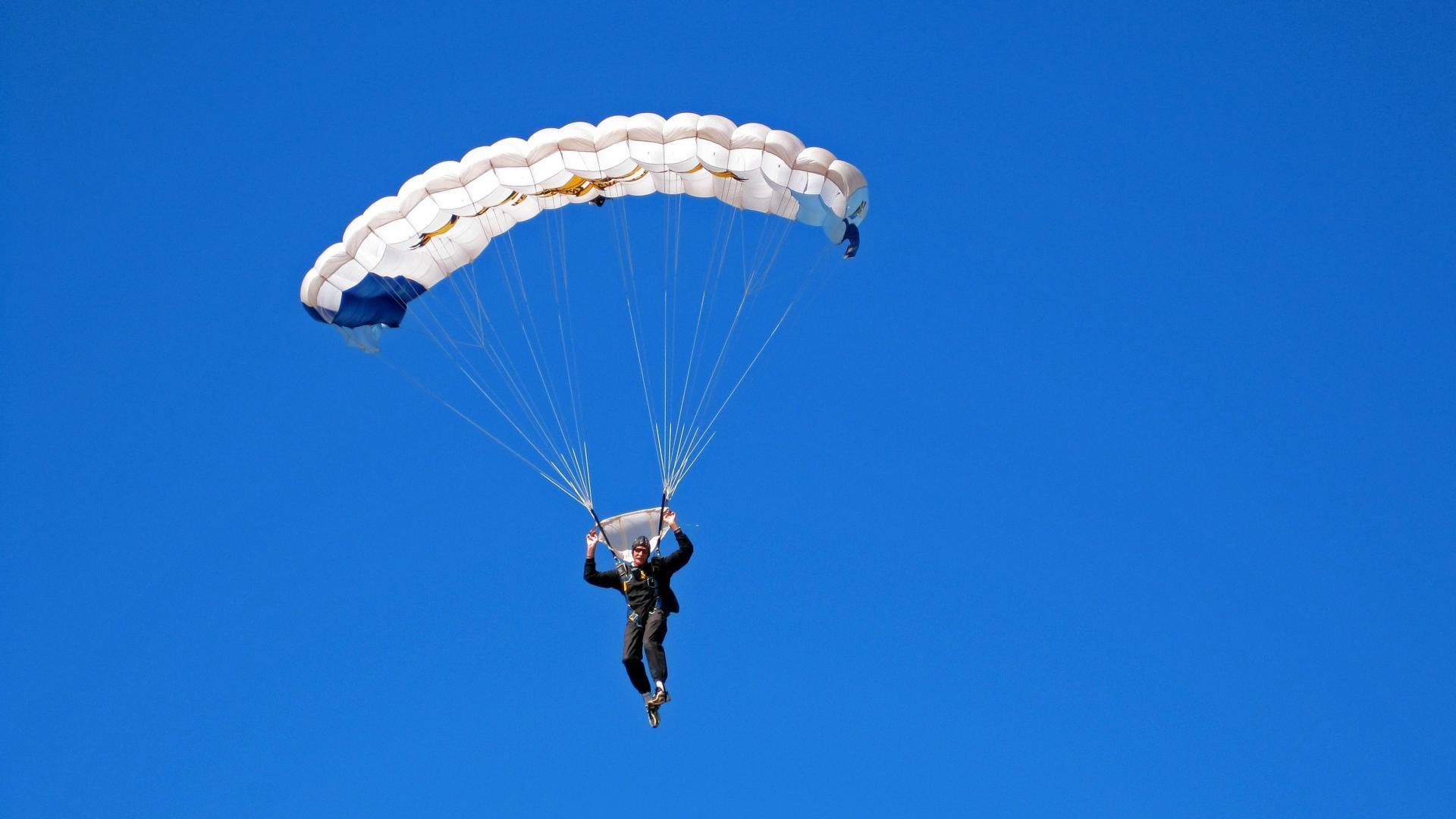 绝地求生 赛事组织逐步规范化，绝地求生赛事体系
